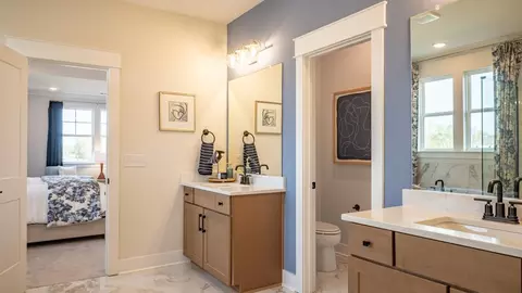 Bath - 2913 Biloxi Ct, Murfreesboro, TN 37129 photo 9 of 15