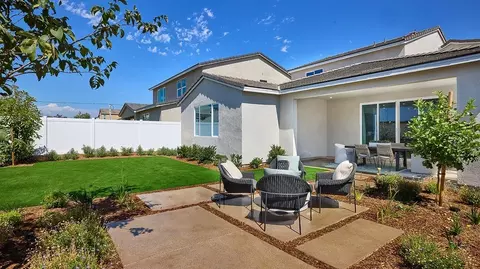 Exterior - 5549 Aletha Way, Oceanside, CA 92057 photo 3 of 5