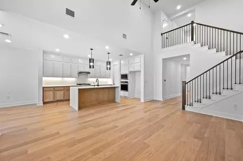 Living - 15311 Le Reve Ln, Conroe, TX 77302 photo 2 of 3
