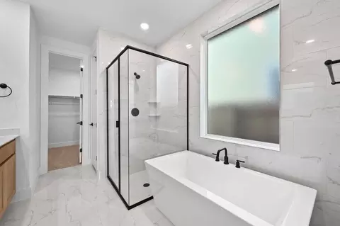 Bath - 15311 Le Reve Ln, Conroe, TX 77302 photo 2 of 2
