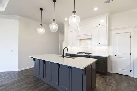 Kitchen - 2920 E Northampton St, Broken Arrow, OK 74014 photo 7 of 30
