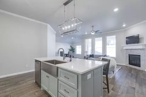 Kitchen - 2920 E Northampton St, Broken Arrow, OK 74014 photo 2 of 30