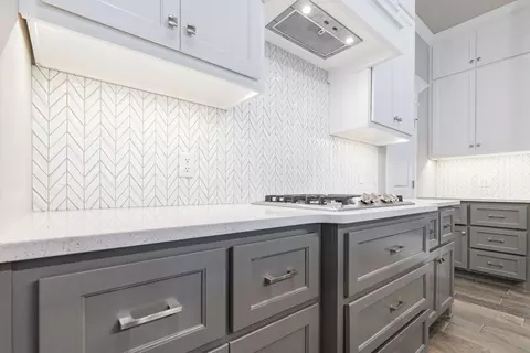 Kitchen - 2920 E Northampton St, Broken Arrow, OK 74014 photo 14 of 30