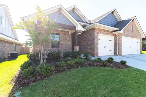 Exterior - 2920 E Northampton St, Broken Arrow, OK 74014 photo 24 of 30