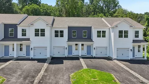 234 Derby Dr, Coatesville, PA 19320