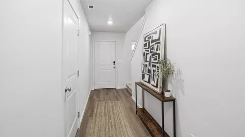 Entry Way - 1705 E A St, Deer Park, WA 99006 photo 1 of 2