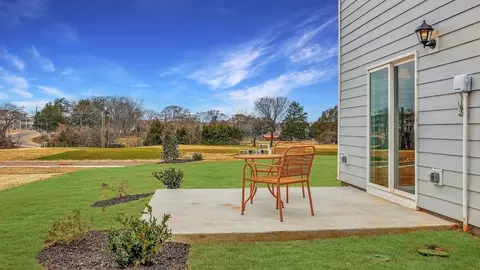 Exterior - 4914 Sandringham Ln, Murfreesboro, TN 37129 photo 4 of 11