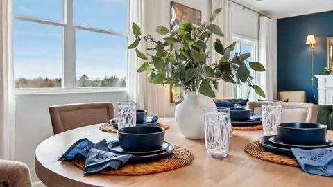 Dining - 4914 Sandringham Ln, Murfreesboro, TN 37129 photo 4 of 5