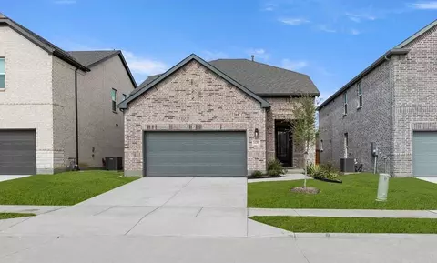 14205 Gallatin St, Pilot Point, TX 76258
