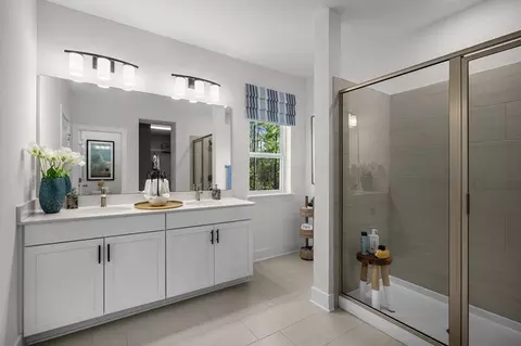 Bath - 9925 Element Rd, Jacksonville, FL 32256 photo 1 of 1