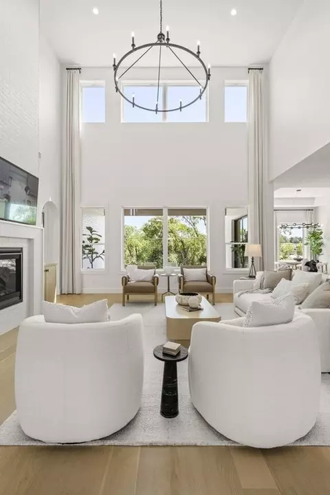 Living - 310 Shadow Ridge Rd, Rockwall, TX 75087 photo 1 of 6