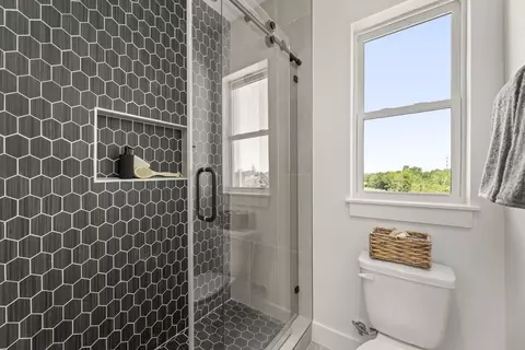 Bath - 310 Shadow Ridge Rd, Rockwall, TX 75087 photo 10 of 11