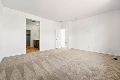 Bedroom - 6419 Juniper Dr, Thornton, CO 80602 photo 7 of 9