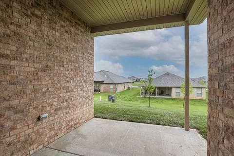 Exterior - 8303 Greentree Dr, Lenexa, KS 66227 photo 2 of 4