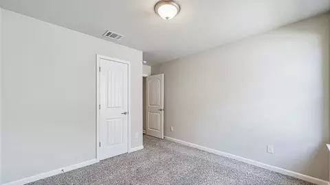 Bedroom - 211 Eagle Heights Dr, Duson, LA 70529 photo 6 of 15