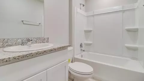 Bath - 211 Eagle Heights Dr, Duson, LA 70529 photo 6 of 7