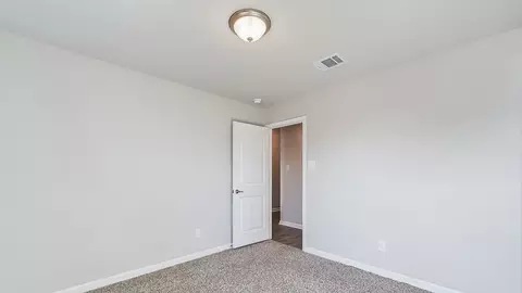Bedroom - 211 Eagle Heights Dr, Duson, LA 70529 photo 2 of 15