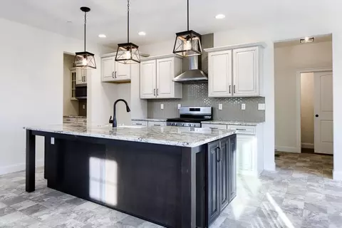Kitchen - 8582 Rocky Springs Rd, Frederick, MD 21702 photo 44 of 81