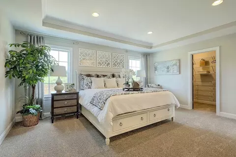 Bedroom - 8582 Rocky Springs Rd, Frederick, MD 21702 photo 2 of 9
