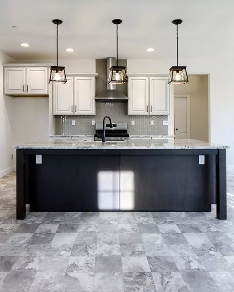 Kitchen - 8582 Rocky Springs Rd, Frederick, MD 21702 photo 42 of 81