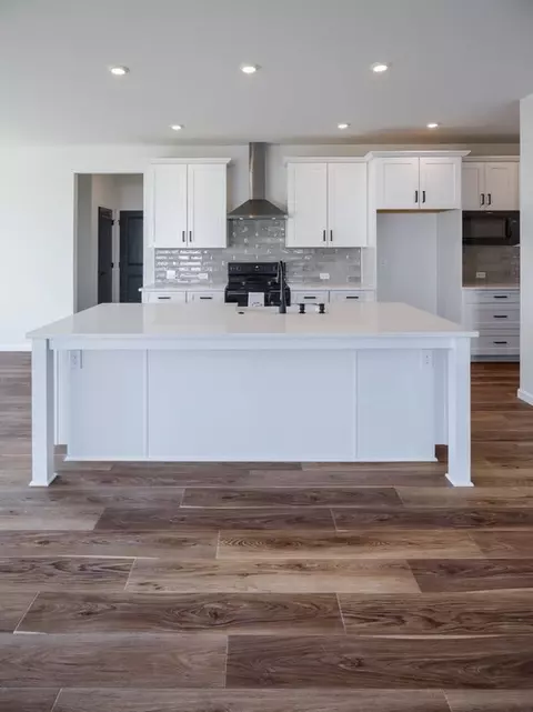 Kitchen - 8582 Rocky Springs Rd, Frederick, MD 21702 photo 30 of 81