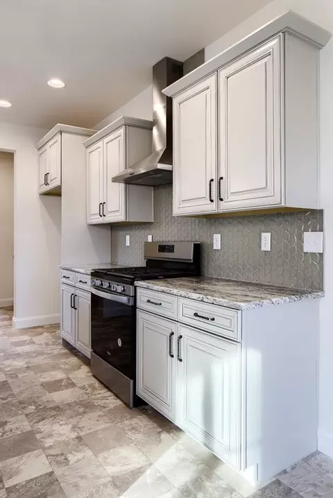 Kitchen - 8582 Rocky Springs Rd, Frederick, MD 21702 photo 51 of 81