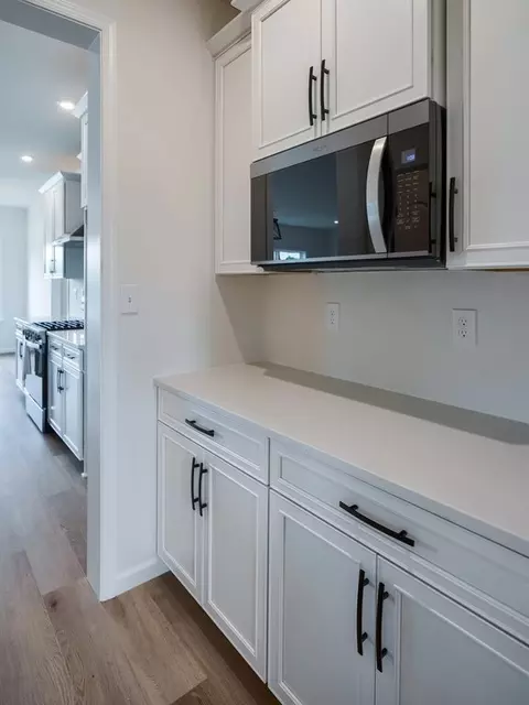 Kitchen - 8582 Rocky Springs Rd, Frederick, MD 21702 photo 16 of 81