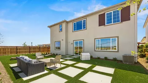 Exterior - 403 W Volta St, Mountain House, CA 95391 photo 6 of 16