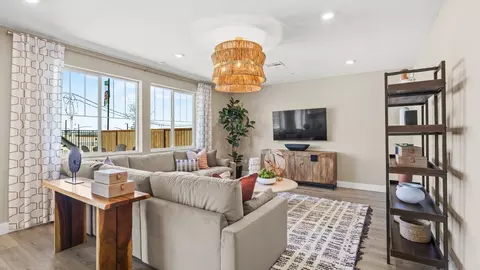 Living - 403 W Volta St, Mountain House, CA 95391 photo 4 of 7