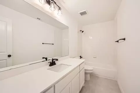 Bath - 2101 Baxter Rd, Celina, TX 75009 photo 6 of 12