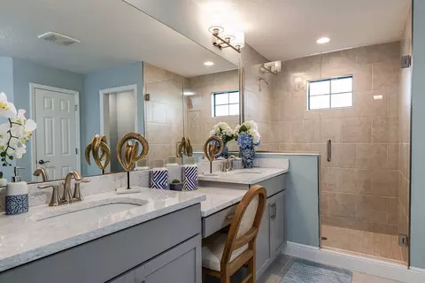 Bath - 13514 Shadow Creek Trl, Parrish, FL 34219 photo 1 of 3