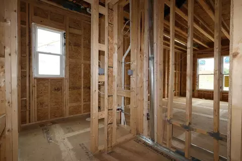 Entry Way - 538 Creekside Loop S, Pataskala, OH 43062 photo 1 of 3