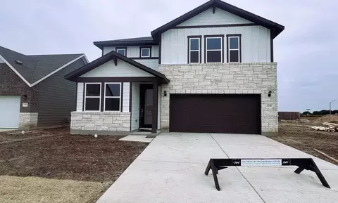 204 Willow Heights Dr, Hutto, TX 78634