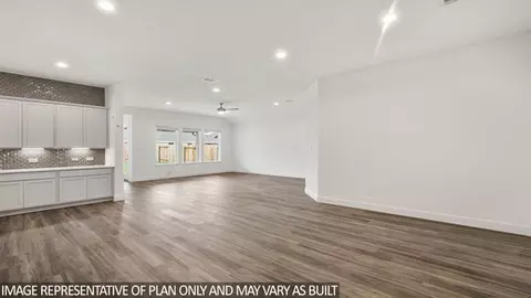 Living - 3508 N Rolling Thunder Cou, Conroe, TX 77303 photo 2 of 4