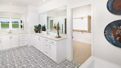 Bath - 5543 Aletha Way, Oceanside, CA 92057 photo 2 of 8