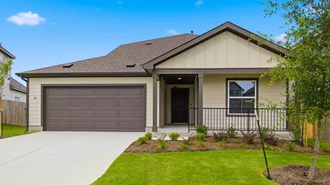 101 Greinert Dr, Taylor, TX 76574