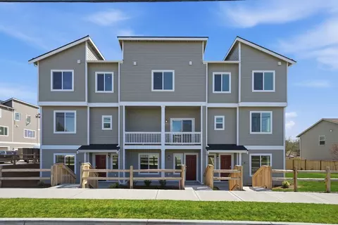 9811 31st Ave SE UNIT B1, Everett, WA 98208
