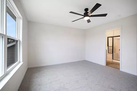 Bedroom - 119 Barley Field Rd, Cuba, MO 65453 photo 4 of 9