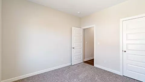 Bedroom - 100 Laney Ln, Dothan, AL 36305 photo 5 of 21
