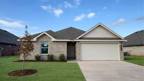 423 Park Place Dr, Newcastle, OK 73065