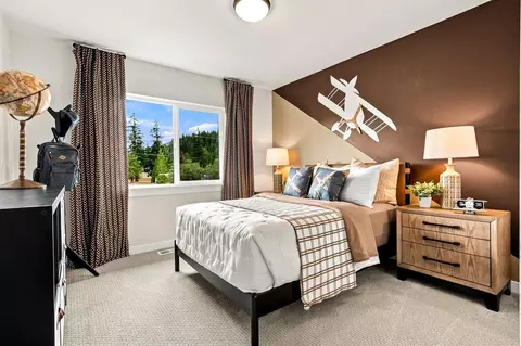 Bedroom - 1617 Lockridge Loop E, Enumclaw, WA 98022 photo 3 of 4
