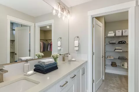 Bath - 60849 SE Barstow Pl, Bend, OR 97702 photo 1 of 1