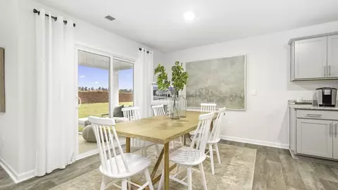 Dining - 118 Daniel Rd, Smithfield, NC 27577 photo 1 of 1