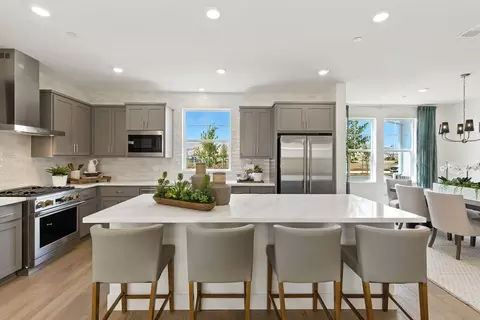 Kitchen - 2441 Cinnabar Dr, Fairfield, CA 94533 photo 6 of 12