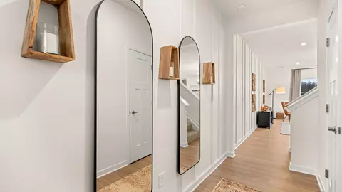 Entry Way - 3281 Sunmark Ave, Columbus, OH 43232 photo 2 of 4