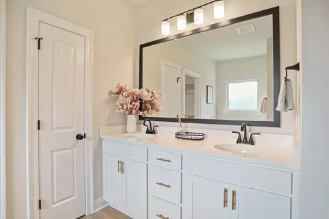 Bath - 21 Constellation Ave, Freeport, FL 32439 photo 1 of 2