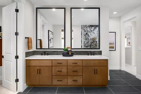 Bath - 3943 Kevin St, Dublin, CA 94568 photo 4 of 6
