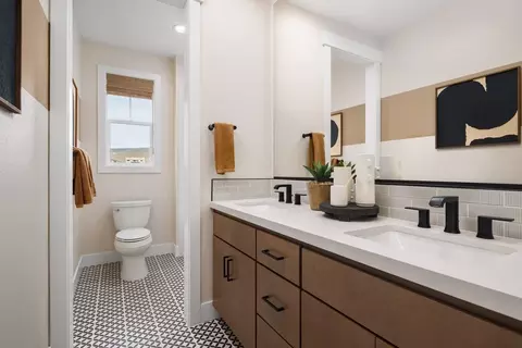 Bath - 3943 Kevin St, Dublin, CA 94568 photo 3 of 6
