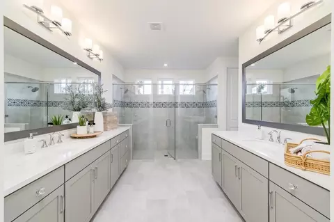 Bath - 29242 Grandview Mnr, Yulee, FL 32097 photo 3 of 4