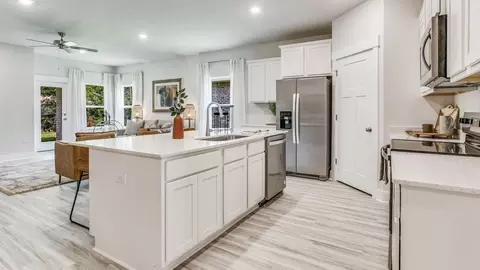 Kitchen - 4813 Snipe Rd, Pace, FL 32571 photo 2 of 9